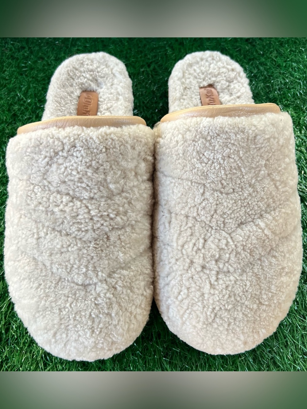OluKai Pupu Mua Shearling Slippers 10